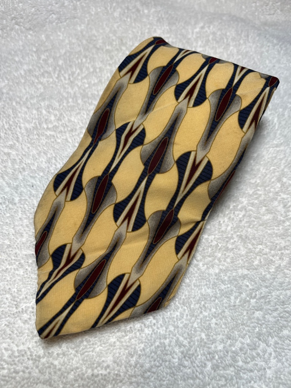 Vintage 417 by Van Heusen Silk Tie